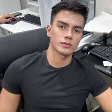 Ken Aldrich's Instagram, Twitter & Facebook