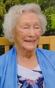 Shirley Whyte's Instagram, Twitter & Facebook