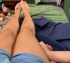Acne and pimples are removed from the face by the use of the jojoba essential oil. My First Skinny Tan Holly Goes Lightly