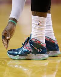 lebron james shoe size isnt as big as you think footwear