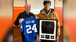 Oak Hill's Bud Ozmun Named 2023 'Coach of the Week' for Week 3