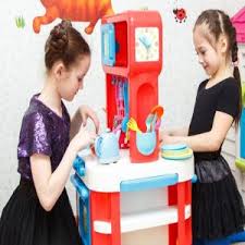 دليلك الشامل لاختيار ألعاب الأطفال Mumzworld