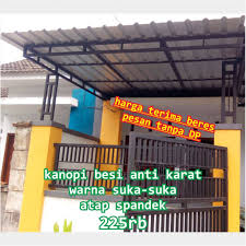 Konstruksi atap kanopi ini dibuat dari logam atau besi yang dirangkai dengan sistem las. Spesialis Kanopi Besi Anti Karat Atap Parkir Jember Facebook