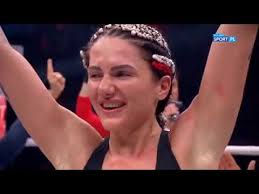 Twitter) the fight took place in the city of czestochowa in poland, but it was the challenger who landed the first blow. Ewa Brodnicka Vs Edith Soledad Matthysse Full Fight Youtube