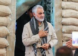 فیلم | قاسم سلیمانی در عراق چه می‌کرد و چطور شناسایی شد؟ | آنچه باید از  عملیات «رعد کبود» بدانید - همشهری آنلاین