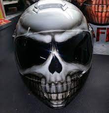 Custom Airbrushed Motorcycle Helmets By Airgraffix My Top 100 Fav S Skull Motorcycle Helmet Motorcycle Helmets Custom Motorcycle Helmets
