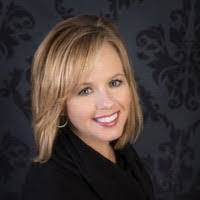 Karen Tupper's Instagram, Twitter & Facebook