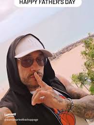 ทำตามคำสั่งพ่อ: ความรักและการสร้างสรรค์