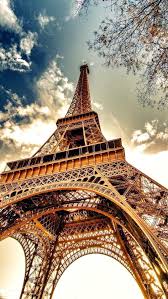 Osenyu Kak To Vsyo Vyglyadit Po Prozrachnee Eiffel Tower Paris Wallpaper Paris Eiffel Tower
