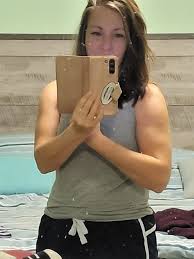 I was getting changed into my workout gear for tonight when I walked by the  mirror and caught a glimpse of my arms 👀 💪 My arms have never looked like  this!