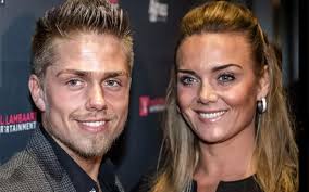 Westenberg stelde gisteren in een statement dat de. Monique Westenberg De Ex Van Andre Hazes Is In Therapie Foto Hln Be