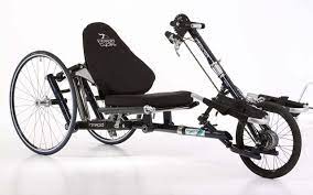 ハンドサイクルの歴史を変える 変形する morphing handcycle x11 gq japan リカンベント 車 最新 高級車