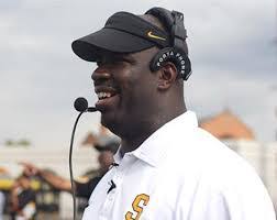 Darnell Grant's Instagram, Twitter & Facebook