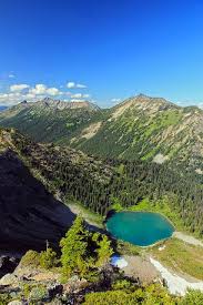 Hopkins Lake From Lakeview Ridge Pacific Crest Trail Pasayten Wilderness Pacific Crest Trail Cool Places To Visit National Park Photos