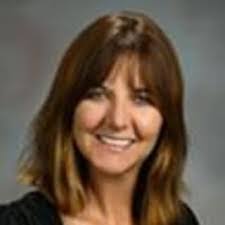 Nicole Straus's Instagram, Twitter & Facebook