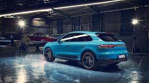 Porsche completes the macan series with a distinctly sporty model. Porsche Macan Wallpapers Top Free Porsche Macan Backgrounds Wallpaperaccess