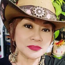 Lourdes Gee's Instagram, Twitter & Facebook