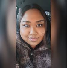 Reality TV Show Contestant Cara's Job and Appearance