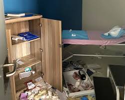 Following continuous looting & unrests in johannesburg & surrounding areas. Qodcs U3fgx8jm