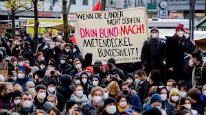 Iran nuclear talks resume in vienna amid new complications. News Im Video Frust Nach Mietendeckel Urteil Grosse Demo In Berlin Stern De