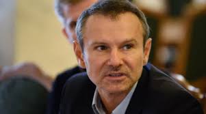 He is the lead vocalist of okean elzy, a rock band in ukraine. Poslednie Novosti O Svyatoslave Vakarchuke Rt Na Russkom