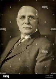 Sarah fuller hi-res stock photography and images