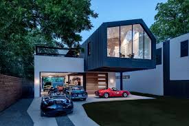 Brilliant 15 Car Garage Design Ideas Besides Minimalist Home Https Bosidolot Com 2019 03 31 15 Car Garage Des Austin Homes Garage Design Modern House Design