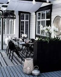 Black And White Deck Decor 54 Brilliant Ideas For Your Outdoor Lounge Outdoorpatioideas Outdoorloungeideas Outdoorpatio Newport Inter House Exterior Patio Decor Outdoor Living Rooms