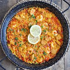 How To Make A Spanish Paella With Tuna Shrimp Spain On A Fork Spanish Paella Recipes Easy Paella