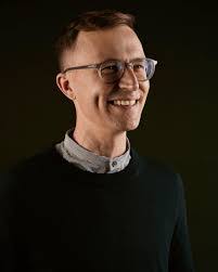 Ryan Zacher's Instagram, Twitter & Facebook