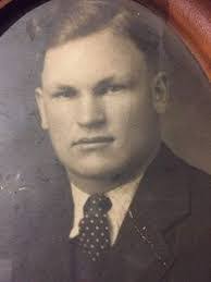 Charles Vaden's Instagram, Twitter & Facebook