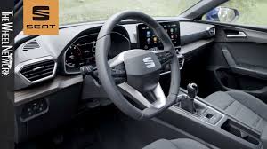 La base del potente lenguaje de diseño del vehículo es su avanzada plataforma mqb evo, que proporciona las dimensiones, la flexibilidad y la adaptabilidad que el en el interior, el diseño del nuevo seat león sitúa al conductor y al resto de los ocupantes en el centro del habitáculo. 2020 Seat Leon Sportstourer Xcellence Interior Youtube