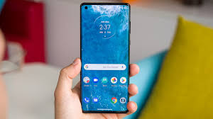 Motorola on thursday announced its latest flagship series of phones for a global audience with the debut of the edge 20, edge 20 pro, and edge 20 lite. Motorola Edge 20 And Edge 20 Pro Show Up With Full Specs And Live Images Technewsboy Com