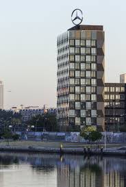 Wenn sie irgendwelche informationen finden sollten wir, kontaktieren sie bitte unser team. Mercedes Benz Vertriebszentrale In Berlin Glas Buro Verwaltung Baunetz Wissen