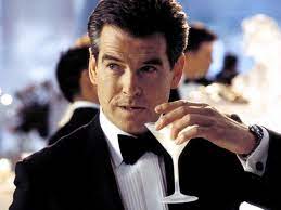 3 measures of gordon's gin 1 measure of vodka 1/2 a measure of kina lillet : Why James Bond Wanted Martinis Shaken Not Stirred Live Science