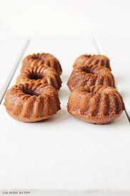 Noch 3x Schlafen Dann Ist Es Endlich Soweit Das Weihnachtsfest Steht Vor Der Tur Wie Feiert Ihr Eigentl Mini Gugelhupf Rezept Gugelhupf Rezept Susse Backerei
