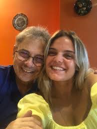 Melissa Zwick's Instagram, Twitter & Facebook