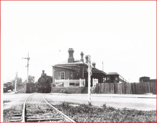 Richmond to Kurrajong train in 1945 NSW