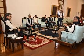 The Chief Electoral Officer, West Bengal and Officers of ECI meet Governor  of West Bengal, RN Ravi at Kolkata's Lok Bhavan Source: ANI