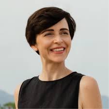 valencia #disrupthr #valencia #leadership #fromheadtoheart #humanskills  #softskills #inspiration #hrcommunity