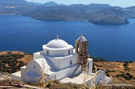 Pláka is the old historical neighborhood of athens, clustered around the northern and eastern slopes of the acropolis, and incorporating lab. Milos Plaka View Of The Church Of Panagia Thalassitra Greece