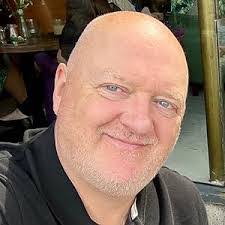 Kenneth Fretwell's Instagram, Twitter & Facebook