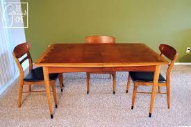 Found Mid Century Lane Acclaim Dining Table And Chairs The Gathered Home Midcentury Modern Dining Table Dining Table Chairs Dining Table