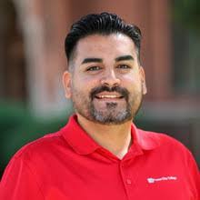 Ramon Mosqueda's Instagram, Twitter & Facebook