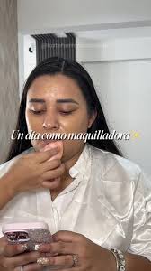 Un Día en el Estudio de Maquillaje de Kate Herrera