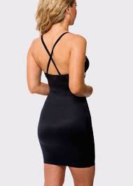 As well as wear your own bra slips, thigh smoothers and waist nippers to hide unwanted bra straps and visible underwear lines, there is also a collection of control leggings, slimming shorts and skirt slips. Shapewear Hypocriticalfinn
