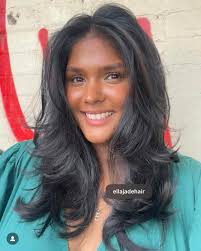 Does anyone have apts for a blow dry this afternoon please? 🙏🏼