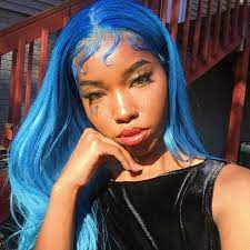 It is usually black all the time, and looks just noticeably brown under bright. Black Girls Meninas And Blue Hair Image 7056545 On Favim Com
