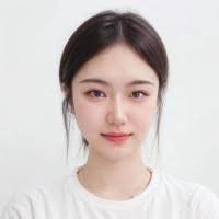 Amber Lao's Instagram, Twitter & Facebook