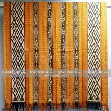 Jika belum tahu, yuk tambah wawasan kita tentang budaya indonesia yang kaya dan menyimak pakaian adat indonesia dari seluruh provinsi di sini! Jual Tenun Ikat Motif Buna Ntt A849c Tokotenun Com